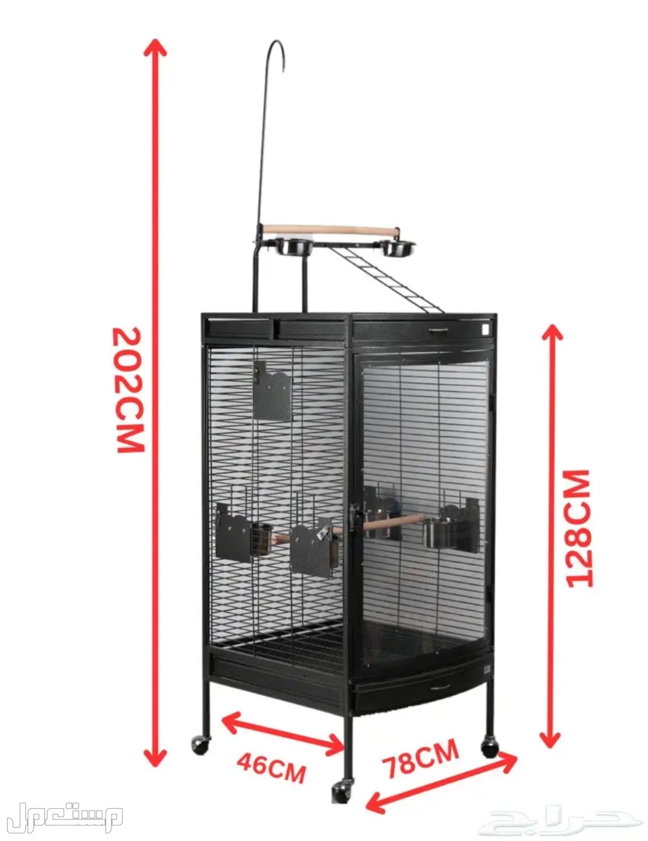 قفص ابيض كبير للبيع مناسب للمكاو والامزون والكاسكو  في القطيف بسعر 700 ريال سعودي