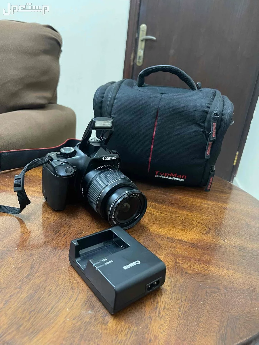 كاميرة شبه جديدة استخدام بسيط مرتين وسبب البيع عدم التفرغ وبسعر 800 ريال موديلها 1100 سبب البيع عدم التفرغ كاميرة كانون شبه جديدة استخدام مرتين فقط بسعر 800 ريال