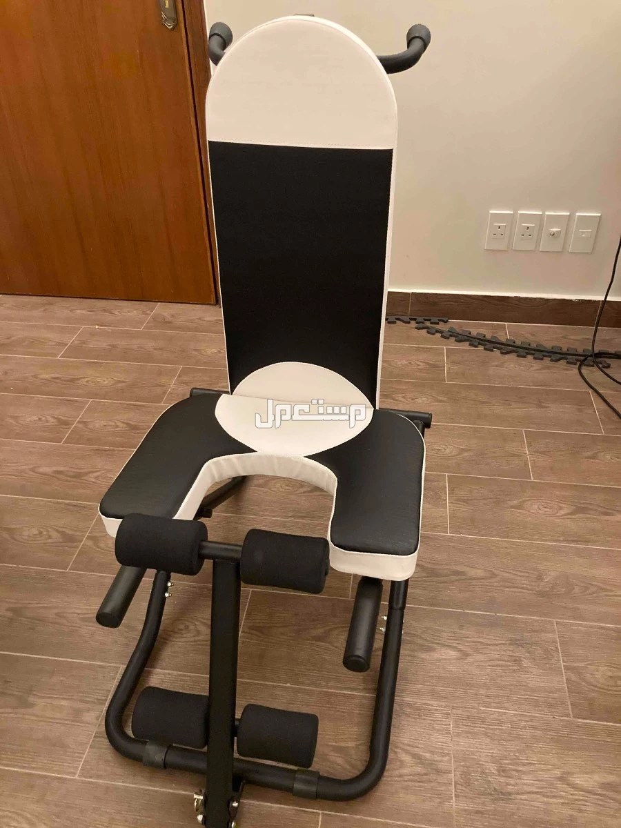 كرسي (بنش ) للرياضه  في الدمام بسعر 300 ريال سعودي