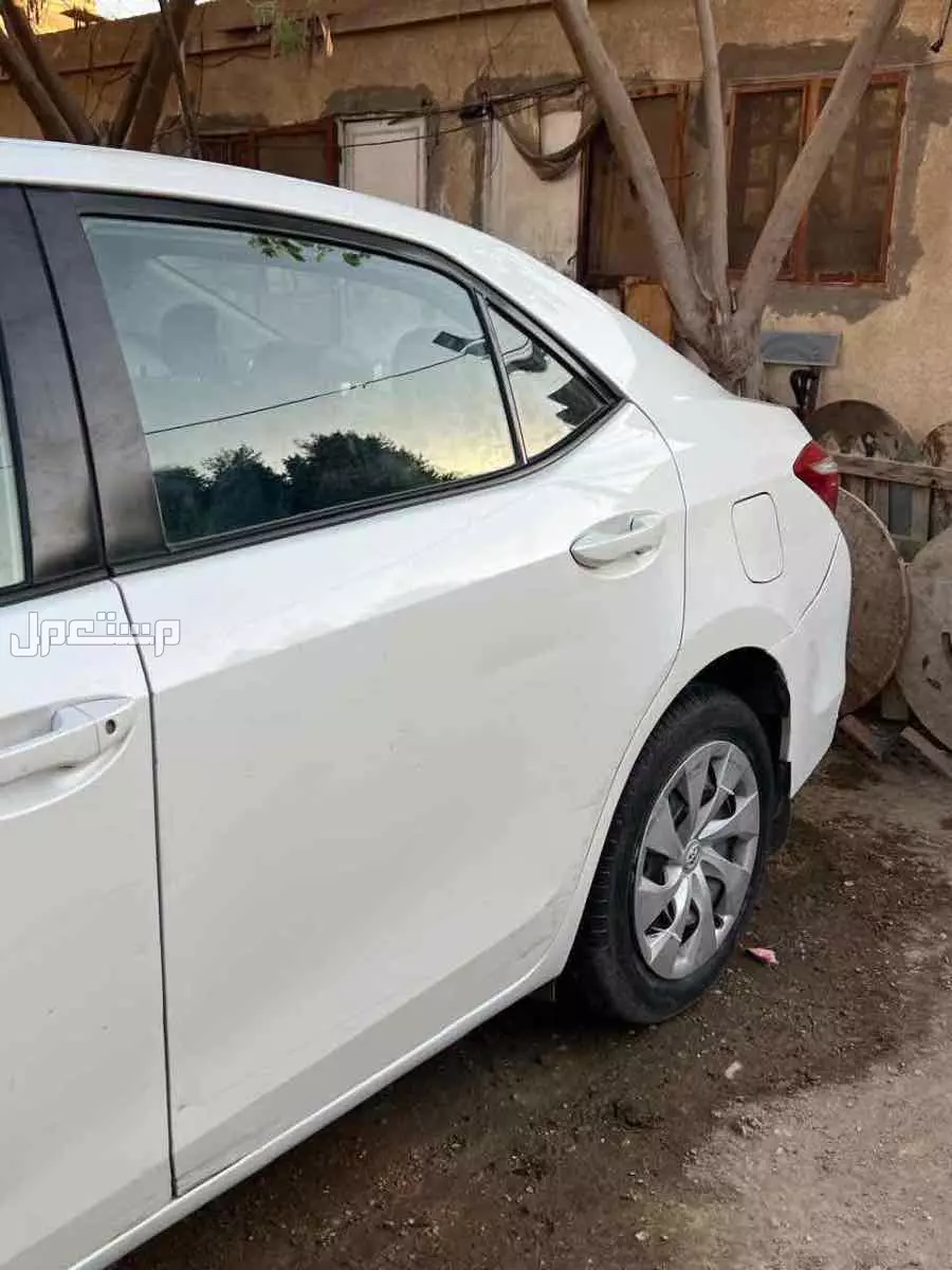 تويوتا كورولا 2015 مستعملة للبيع في قسم المعادي بسعر 900 ألف جنيه مصري