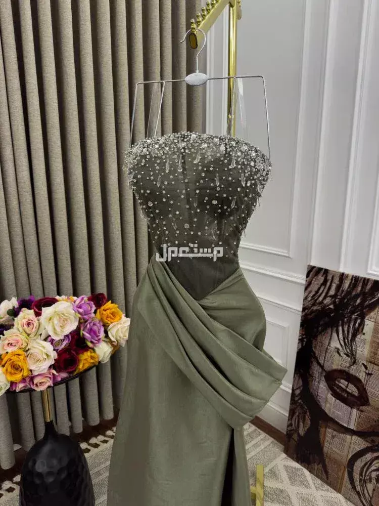 أفخم موديلات فساتين سواريه 2026 بالصور تصميمات فساتين سواريه فخمة