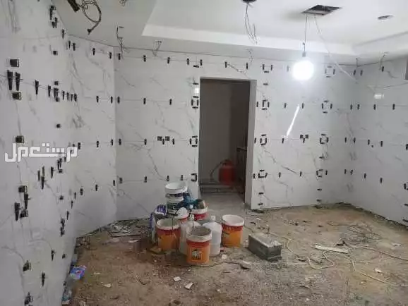 معلم بلاط سوري فني تركيب بورسلان سيراميك مبلط رخام