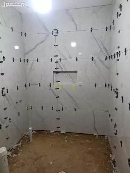 معلم بلاط سوري فني تركيب بورسلان سيراميك مبلط رخام