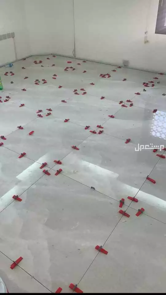 معلم بلاط سوري فني تركيب بورسلان سيراميك مبلط رخام