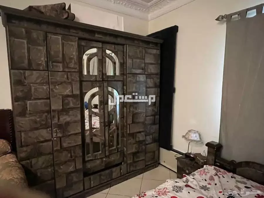 للبيع غرفة نوم عدد 2 سرير مفرد