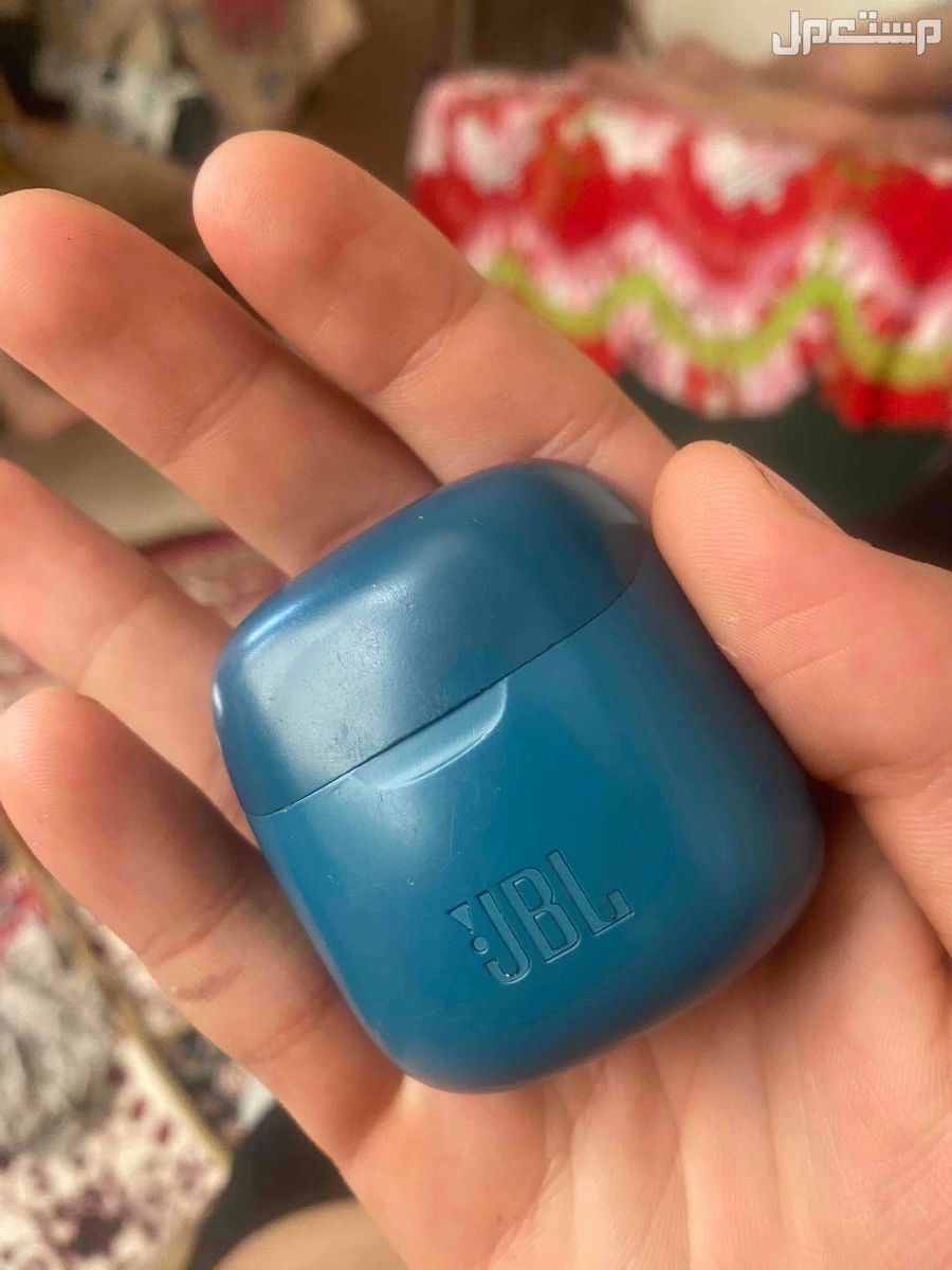 سمعات JBlمحتاجه باطريه فقت ب1000جنيه