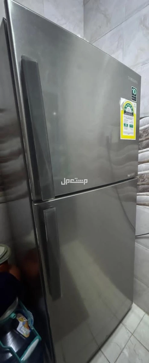 ثلاجه سامسونج متوسطه الحجم 305  لتر ممتازه