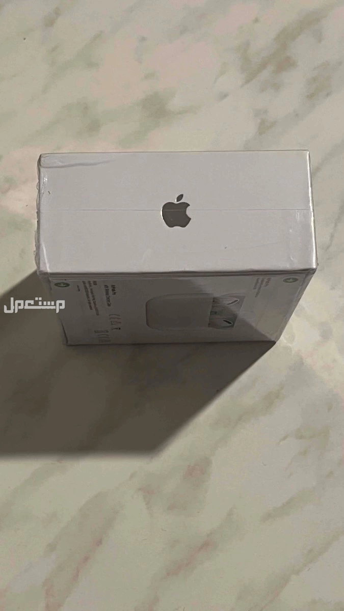للبيع سماعات ابل وسماعات ايرر بودس ماكس نسخه طبق الاصل الوان ابيض سلفر ورصاصي واحمر