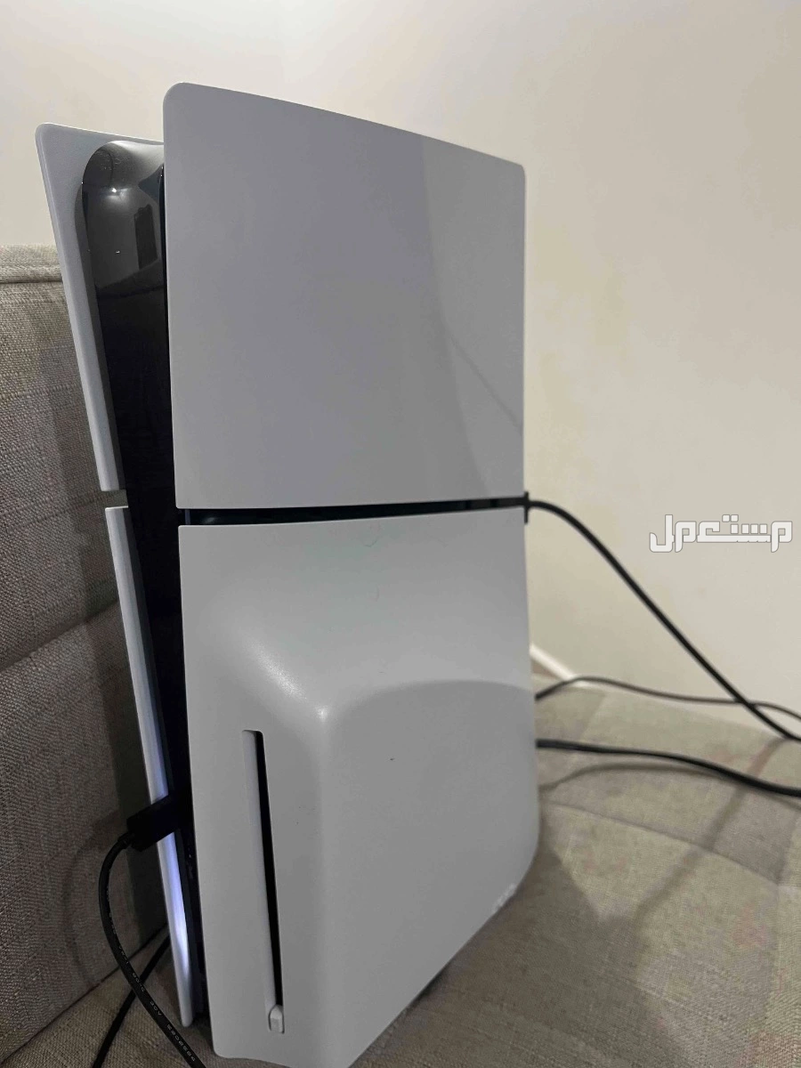 سوني 5 نظيف في الخبر بسعر 1600 ريال سعودي