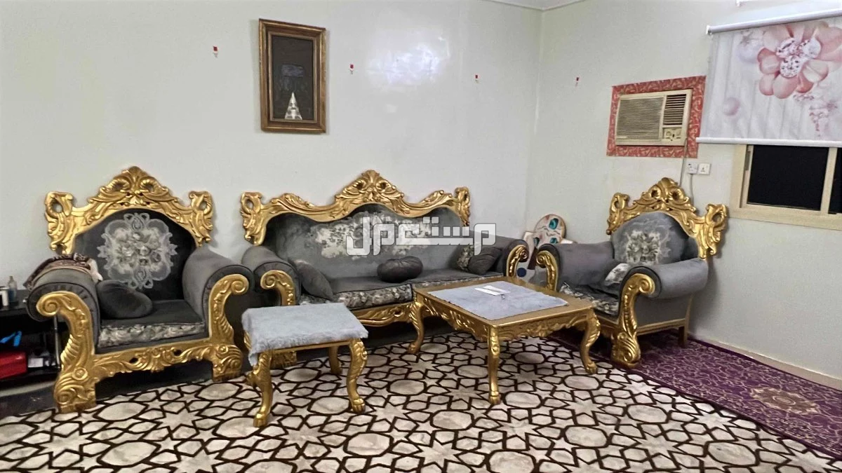 اثاث منزلي للبيع شبه جديد في المدينة المنورة