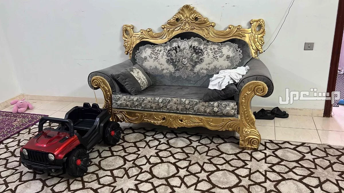 اثاث منزلي للبيع شبه جديد في المدينة المنورة