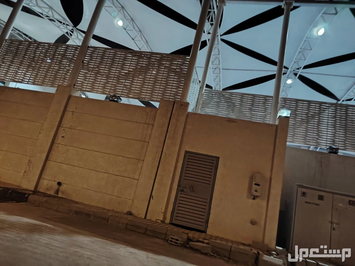 مظلات وسواتر المتميز وجميع أعمال الحداده مظله وساتر مدارس
للتواصل 0559231357