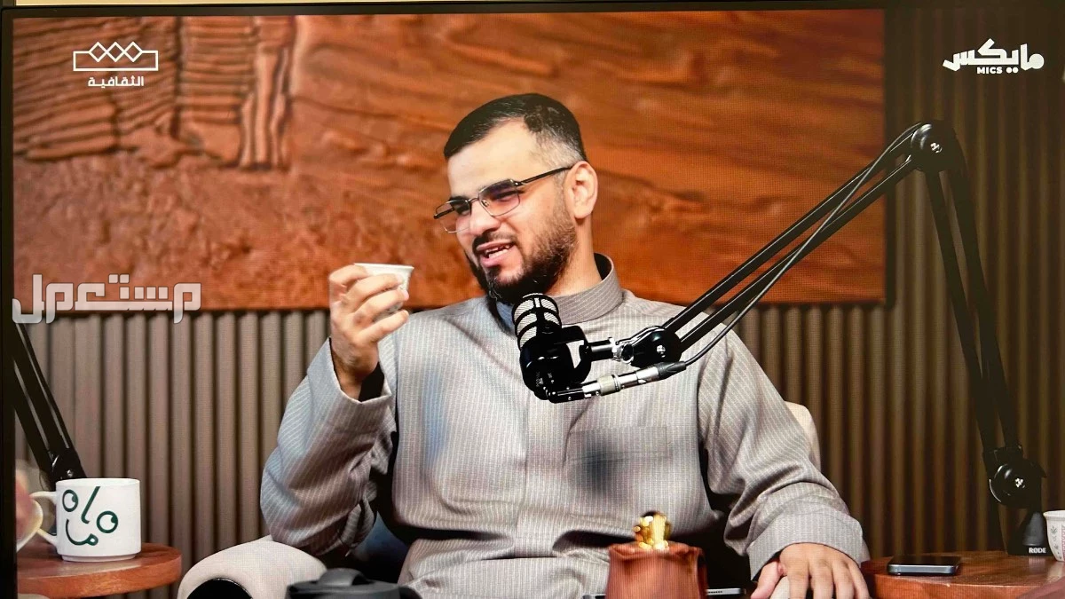 للبيع بي سي مع شاشة في تبوك بسعر 2300 ريال سعودي