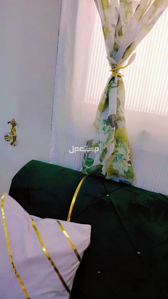 للبيع في حي شباعة ، خميس مشيط ، طقم كنب 3.5*4.5 نظيف اخو الجديد