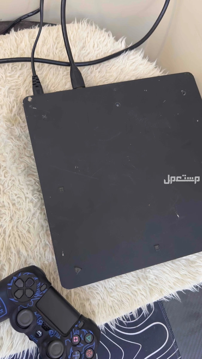 للبيع بلايستيشن 4 سليم في ابو عريش بسعر 500 ريال سعودي