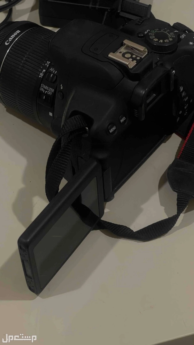 canonEOS700D في عنيزة بسعر 2500 ريال سعودي