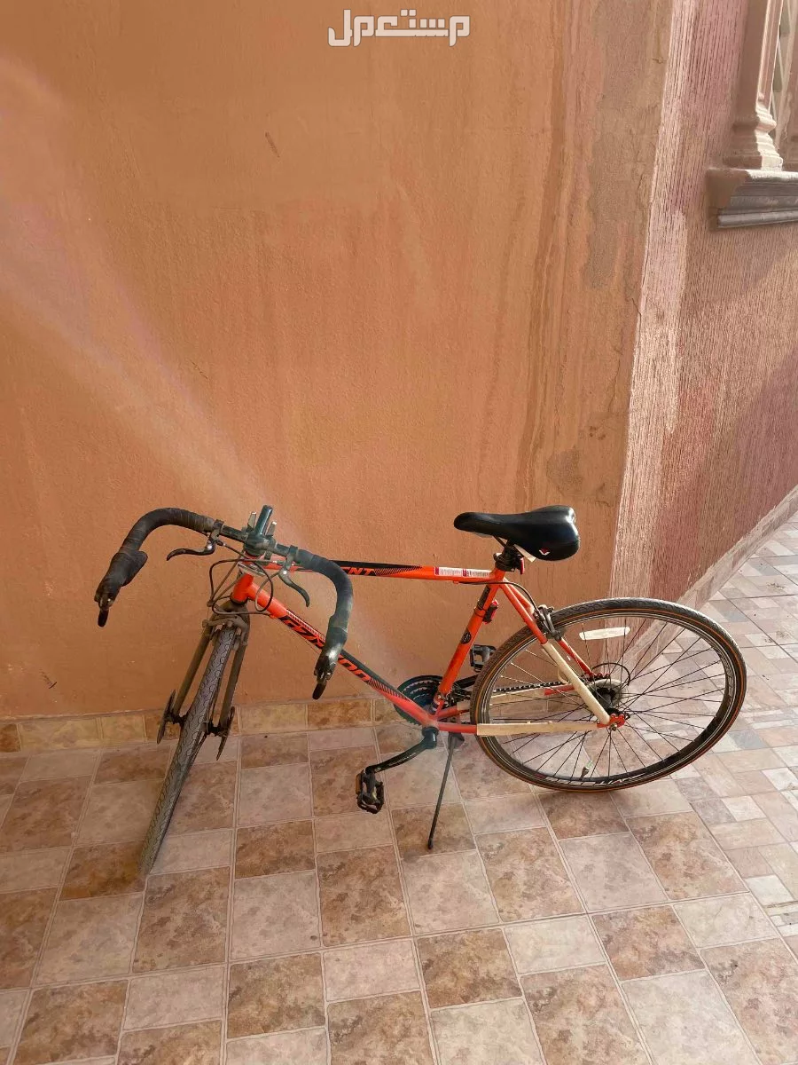 للبيع سيكل مقاس 27 السيكل نضيف و ممتاز جدآ على السوم