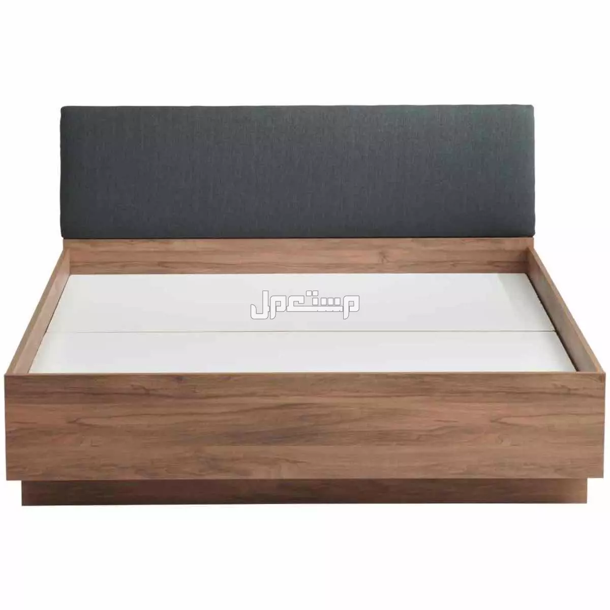 سرير نوم كبير بمقاس 180 في 200 النرجس الرياض