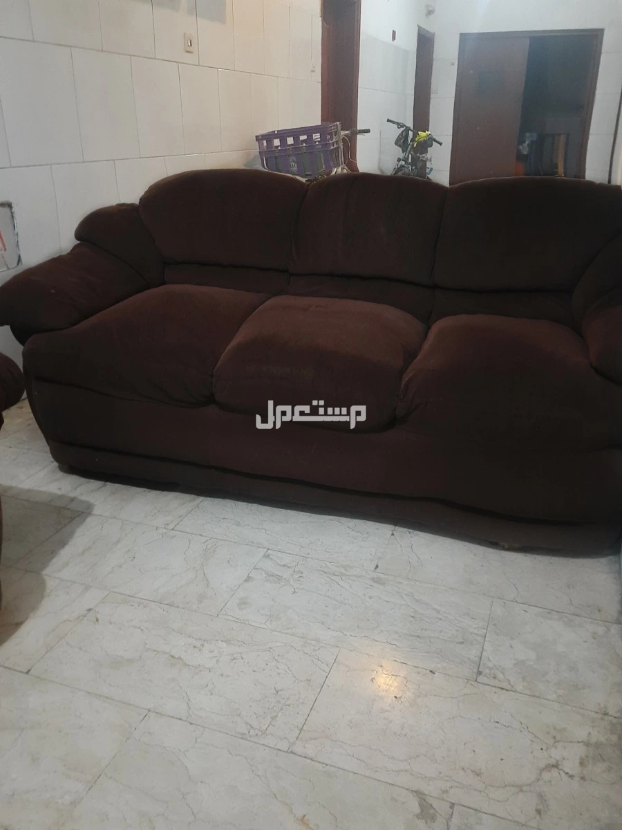 2 sofa/ كنبتين في الشارقة بسعر 200 درهم
