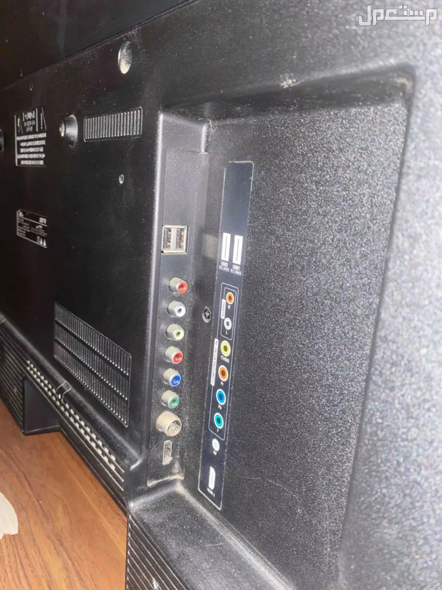 للبيع شاشة مستعمل نظيف class pro