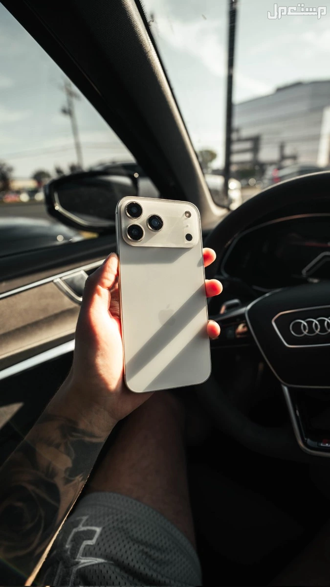 مواصفات وأسعار ايفون 17 برو ماكس والفرق بينه وبين iphone 17 pro.. فيديو وصور ايفون 17 برو max