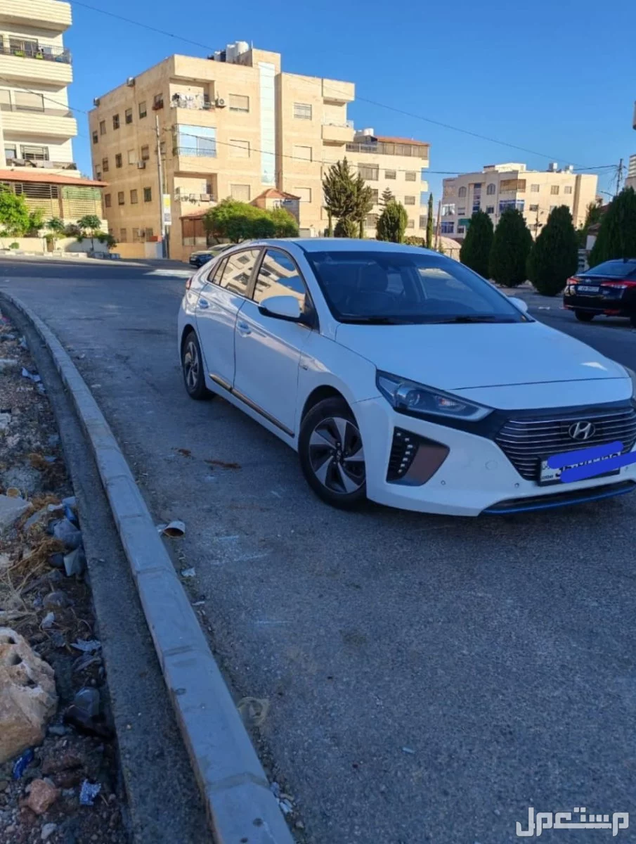 سيارة هيونداي أيونك للبيع في الزرقاء السعر 13200 قابل للتفاوض