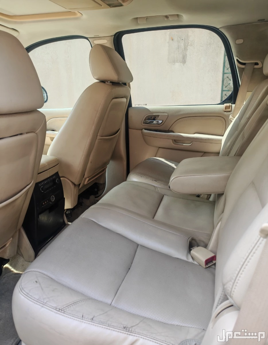 كاديلاك اسكاليد 2007 مستعملة للبيع في جدة بسعر 25 ألف ريال سعودي