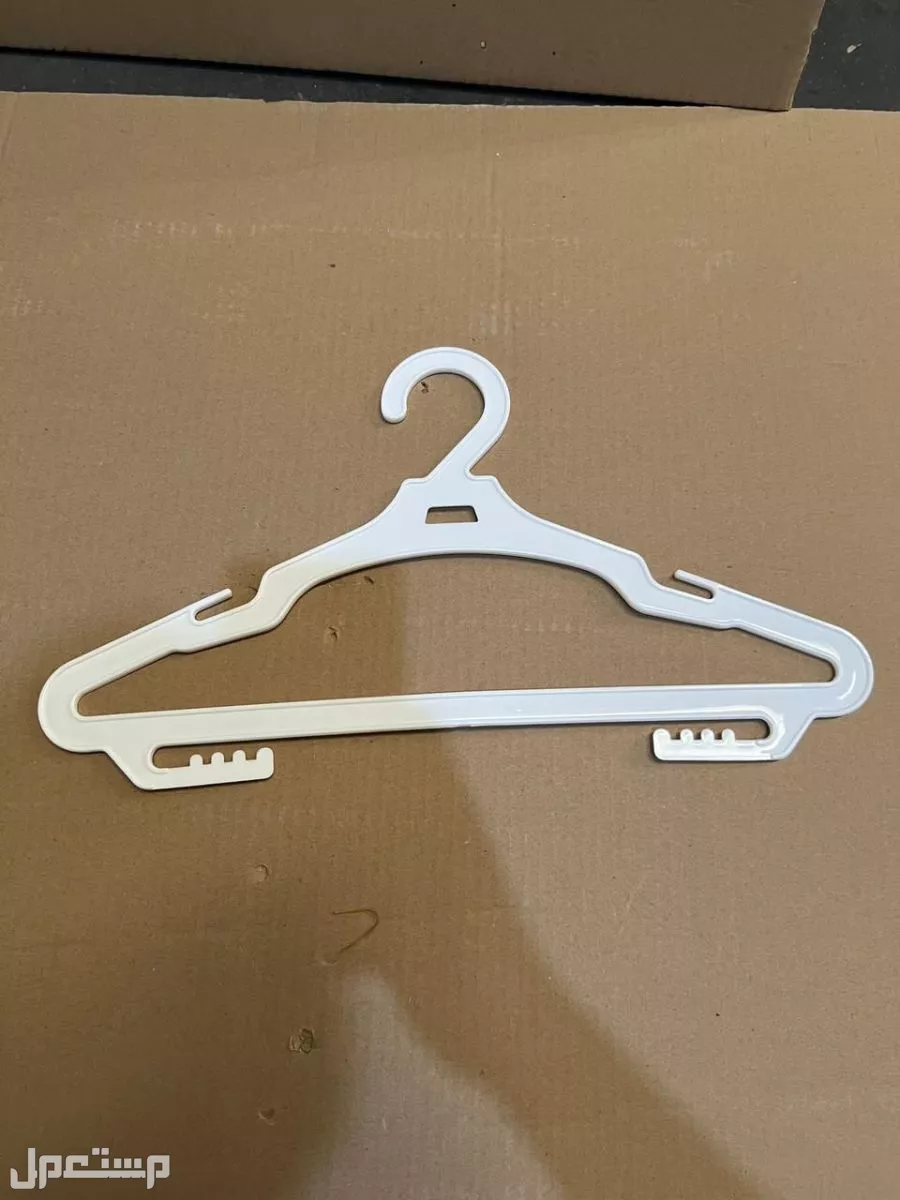 علاقات ملابس بلاستيك ومانيكان جمله وقطاعي صناعه وطنيه