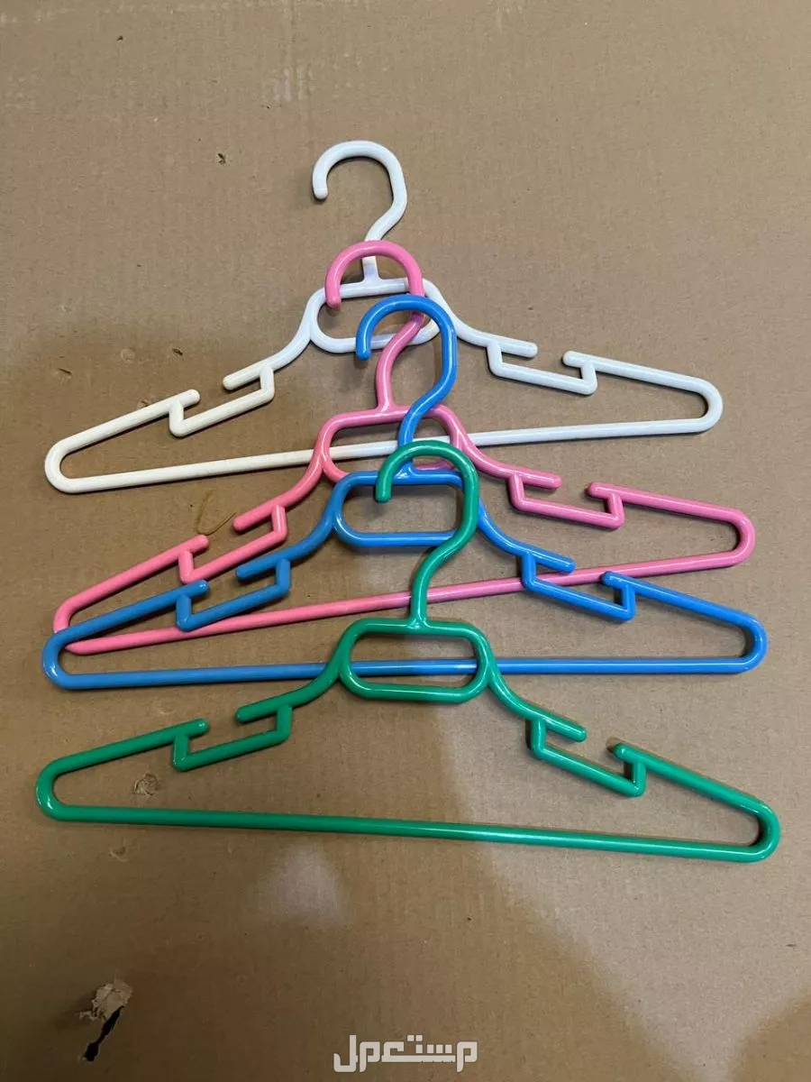 علاقات ملابس بلاستيك ومانيكان جمله وقطاعي صناعه وطنيه