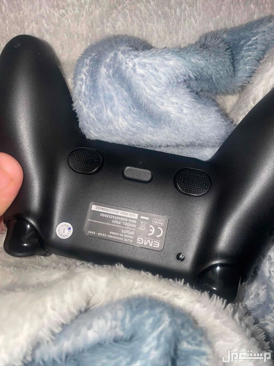 يد سوني فايف احترافيه ب140 في راس التنورة بسعر 140 ريال سعودي