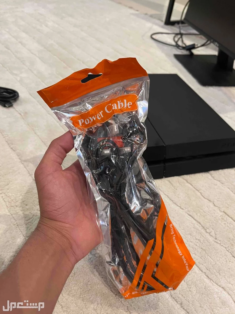 سوني 4 شبه جديد الموقع الرياض السعر 600🤩