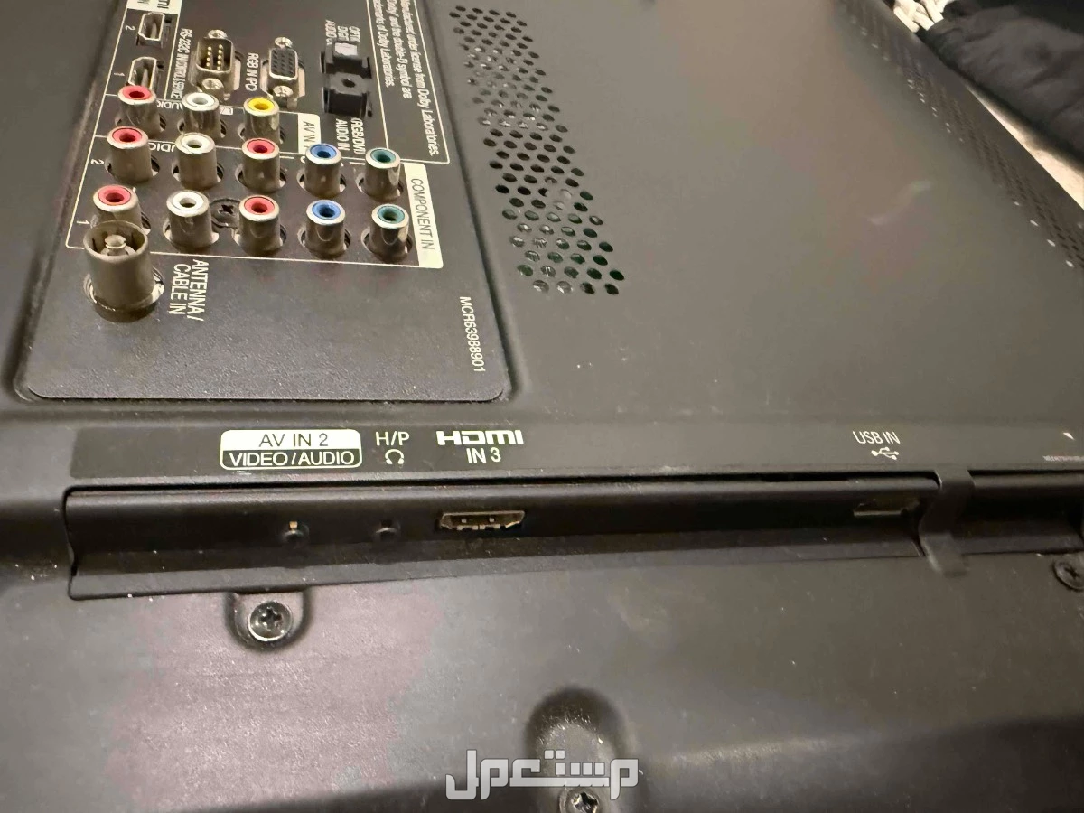 للبيع تلفزيون ال جي 32 بوصة ليس سمارت بالرياض بسعر 500 ريال