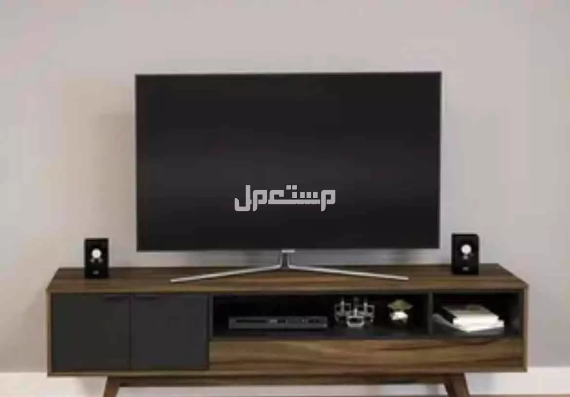 الرياض شاشات تلفزيون بسعر 200 ريال سعودي