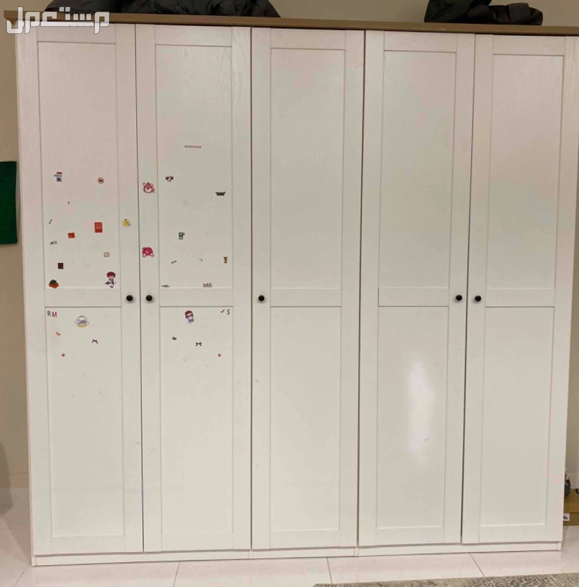 للبيع دولاب ملابس مستخدم السعر 1200 في خميس مشيط بسعر 1200 ريال سعودي