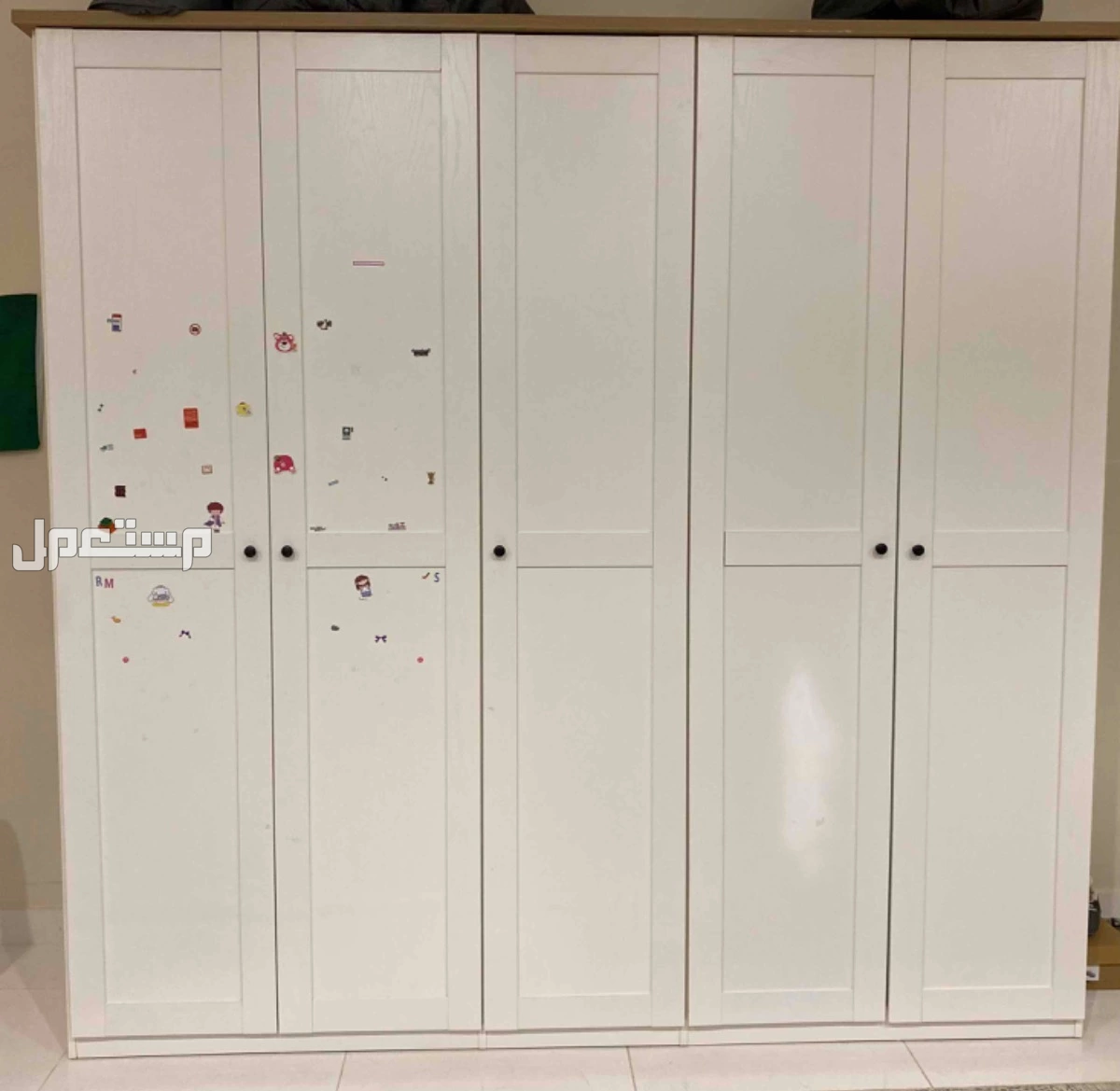 للبيع دولاب ملابس مستخدم السعر 1200 في خميس مشيط بسعر 1200 ريال سعودي