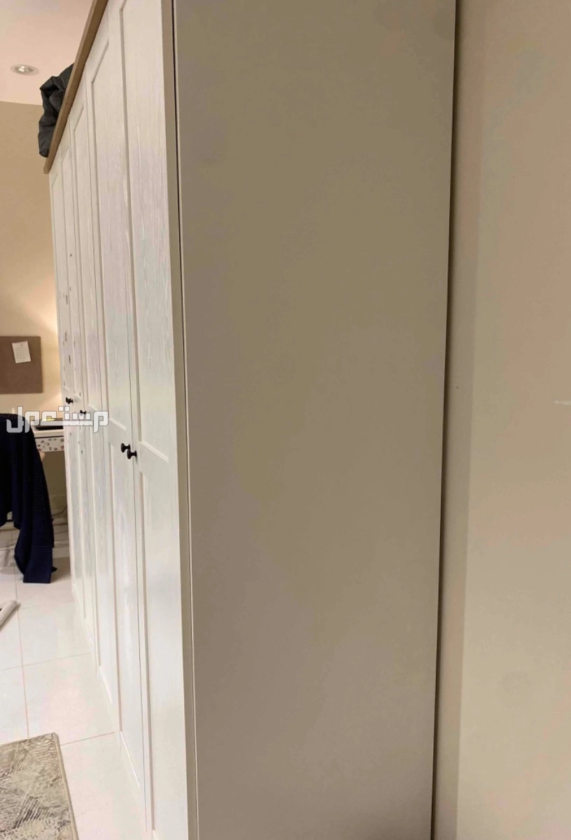 للبيع دولاب ملابس مستخدم السعر 1200 في خميس مشيط بسعر 1200 ريال سعودي