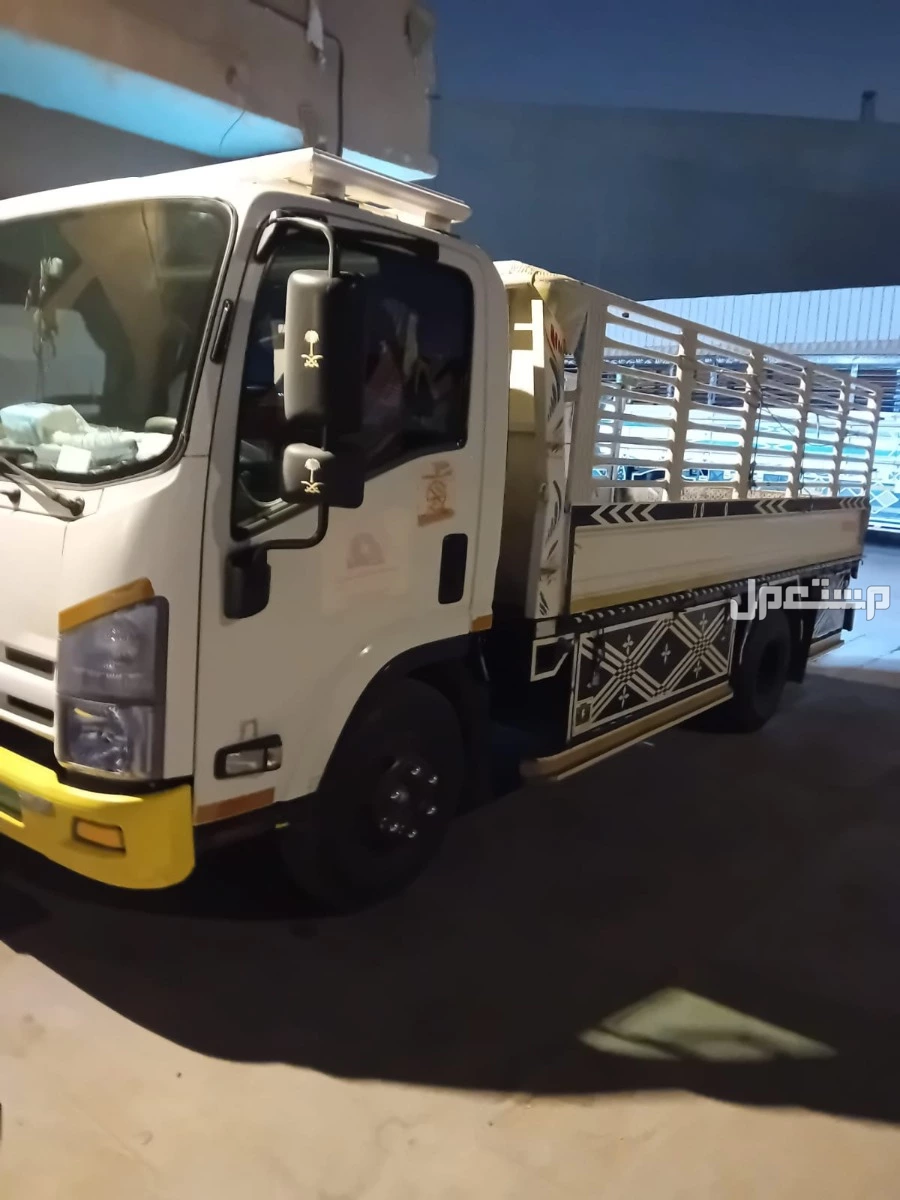 دينا تخلصك من الأثاث القديم بالرياض دينا رمي الاغراض المهمله الغير صالحه بالرياض 0554959524