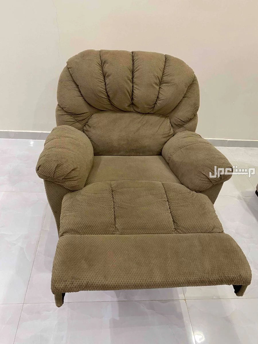 ✨ للبيع – كنب بحالة ممتازة - بمنطقة الرياض