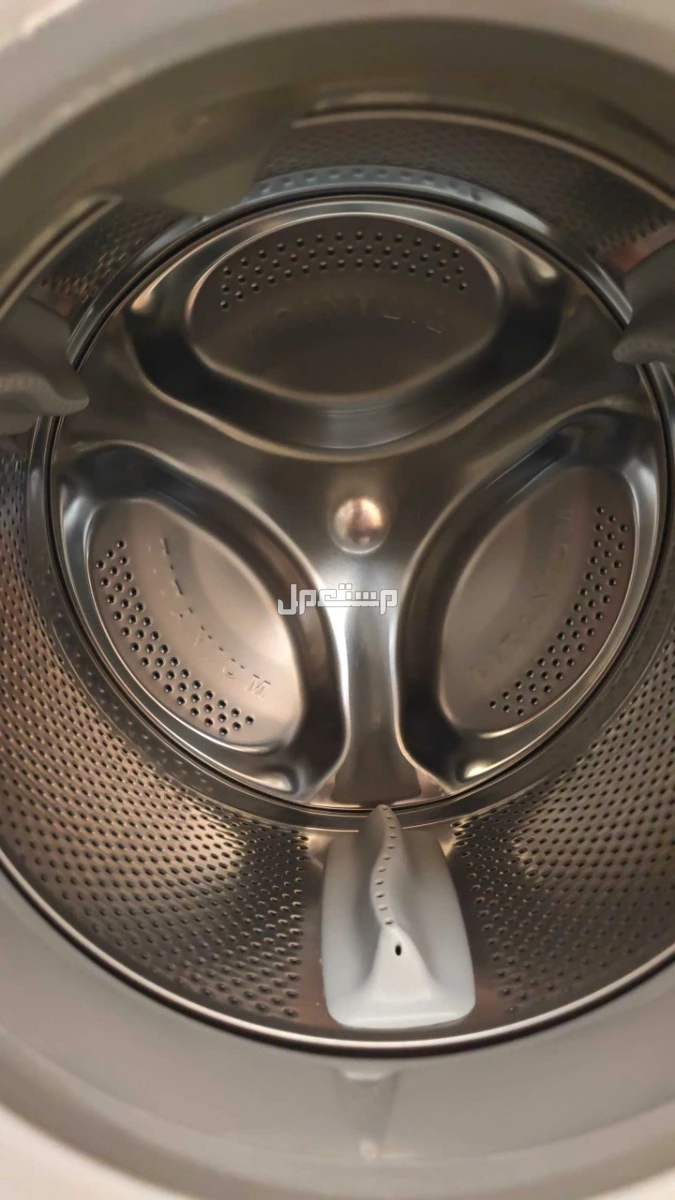 للبيع غسالة ملابس اتوماتيك بسعر 400 ريال لايوجد اي ملاحظات على الغسالة