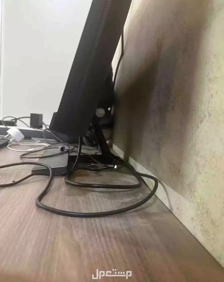 سعرها الاساسي ب 2000+ شاشة بين كيو 4k el2870u