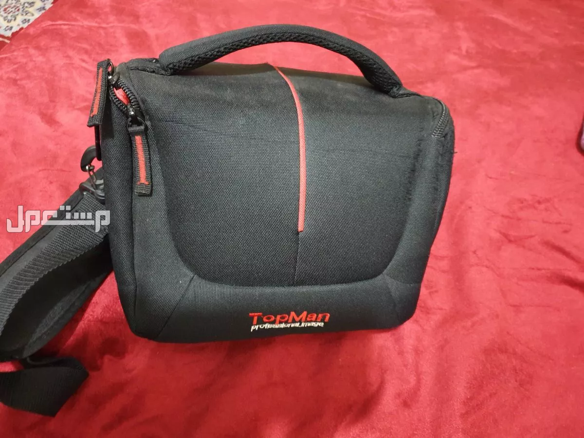 كاميرا كانون 600D شبة جديد_بسعر 1800 ريال سعودي العنوان شارع حسان بن ثابت بجانب مؤسسة محمد سالم باوزير في الطائف