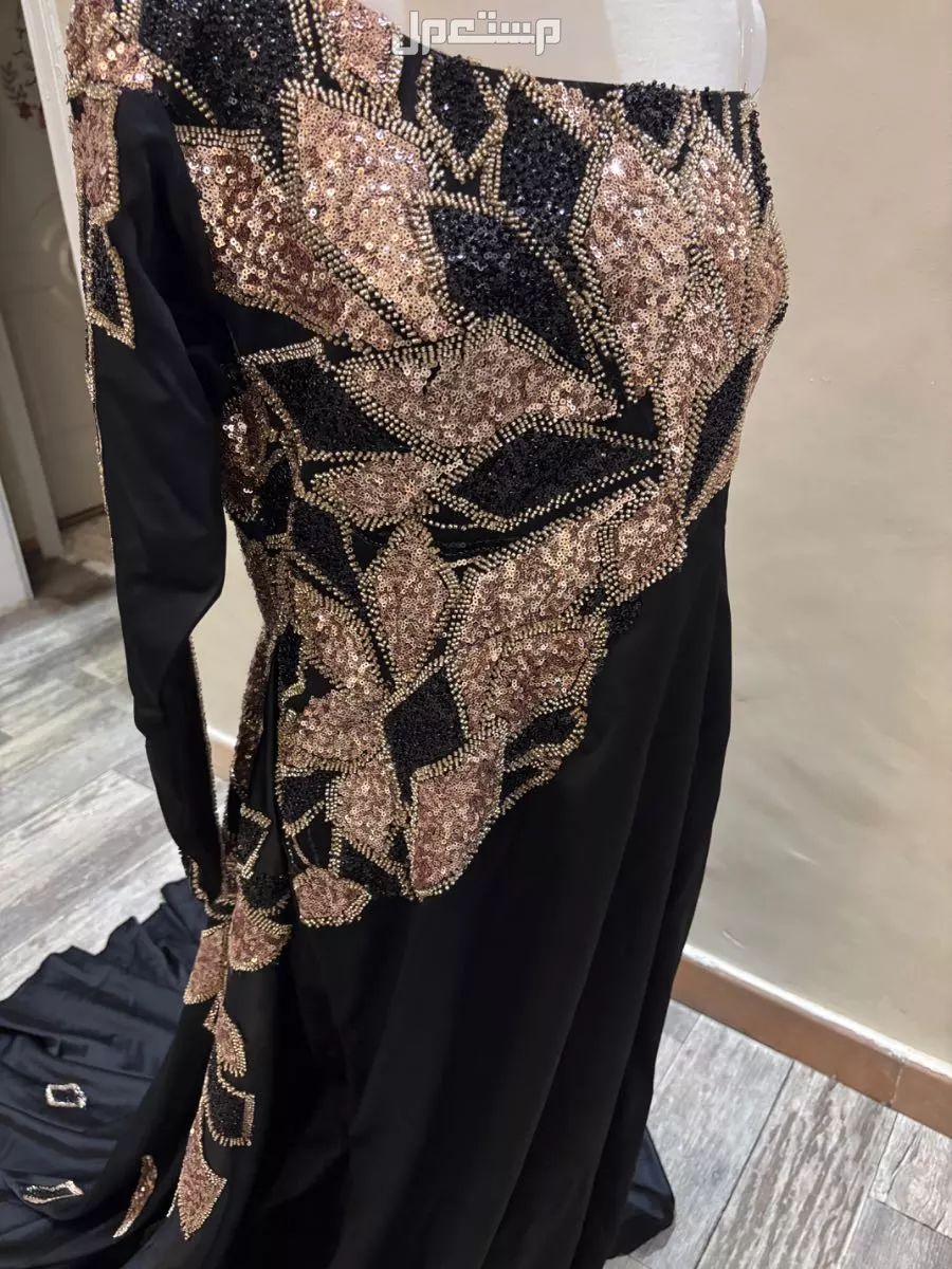 فستان سهره انيق  في جدة بسعر 600 ريال سعودي