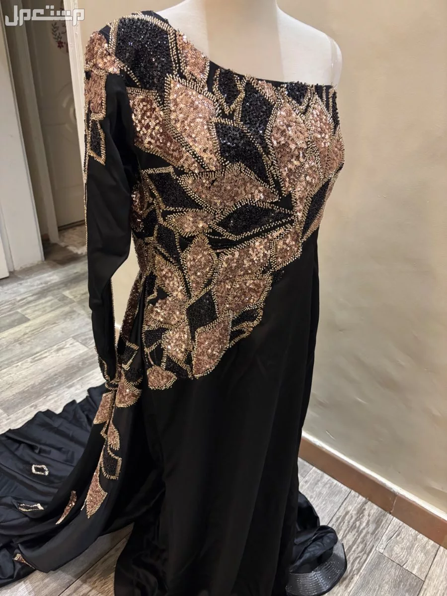 فستان سهره انيق  في جدة بسعر 600 ريال سعودي