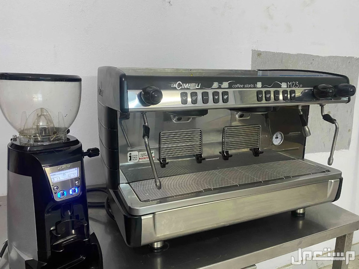 للبيع مكينه قهوة اسبرسو ومعدات كفي بسعر مغري