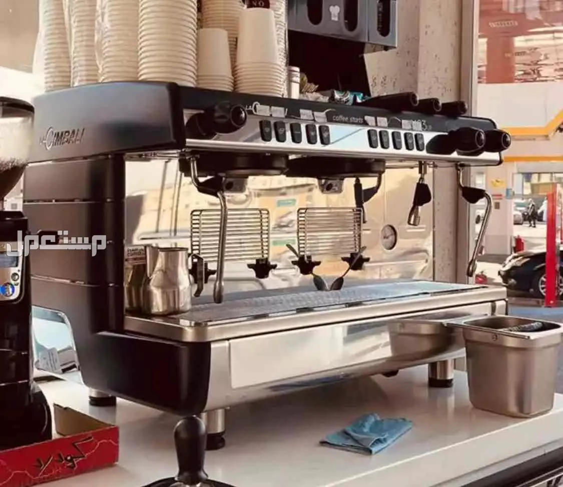 للبيع مكينه قهوة اسبرسو ومعدات كفي بسعر مغري