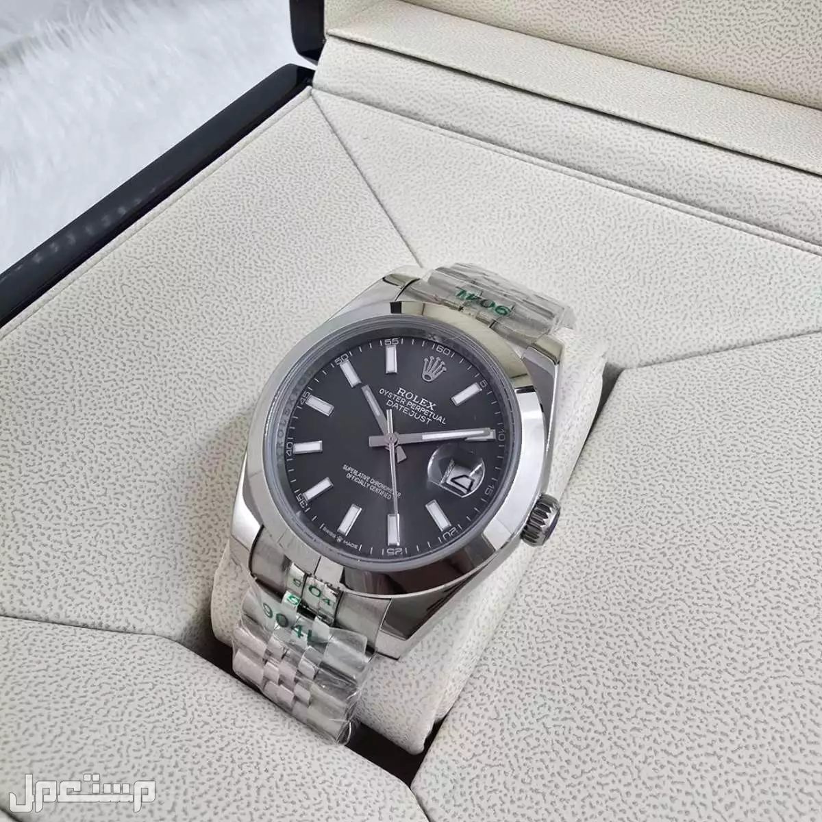 *ساعة رجالية فاخرة لتميزك في اليوم الوطني 🇸🇦*