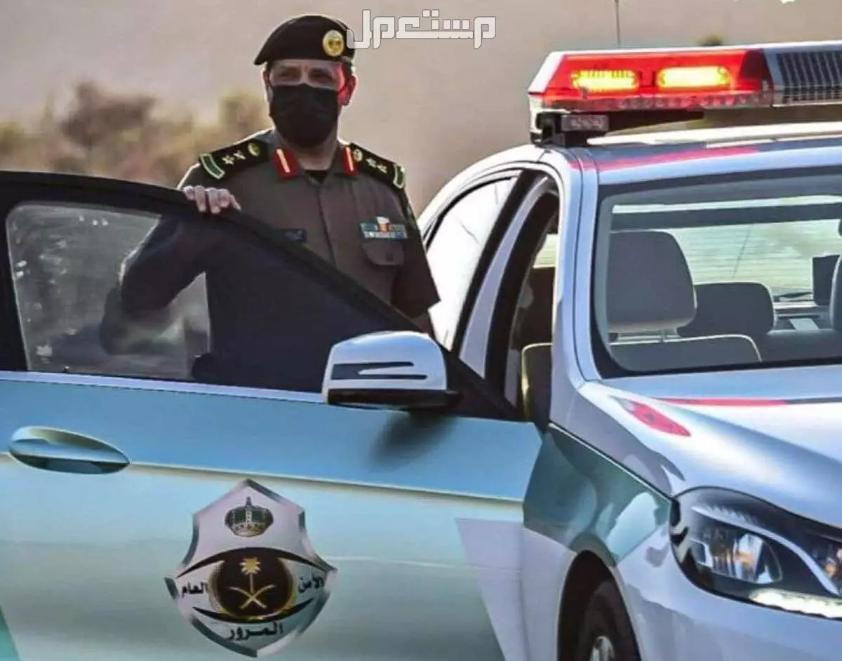 ما هي غرامة استخدام الهاتف أثناء القيادة في السعودية؟ مخالفة الأنوار الأمامية في السعودية