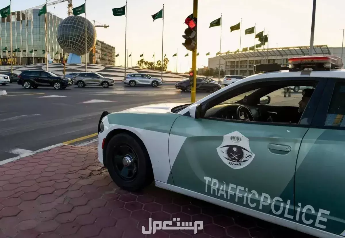ما هي غرامة استخدام الهاتف أثناء القيادة في السعودية؟ القيادة دون السن القانوني في السعودية