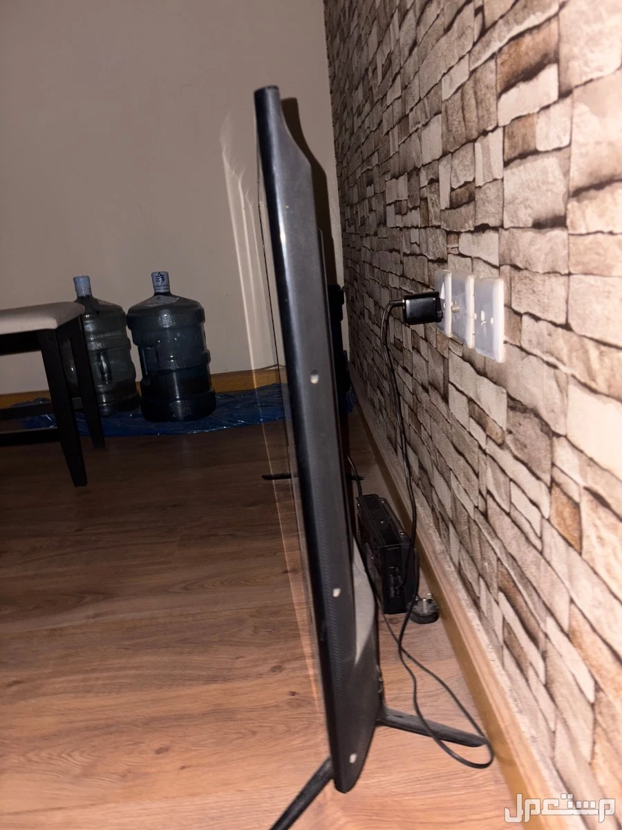 شاشة سامسونج 55 بوصة للبيع  في مكة المكرمة بسعر 1100 ريال سعودي