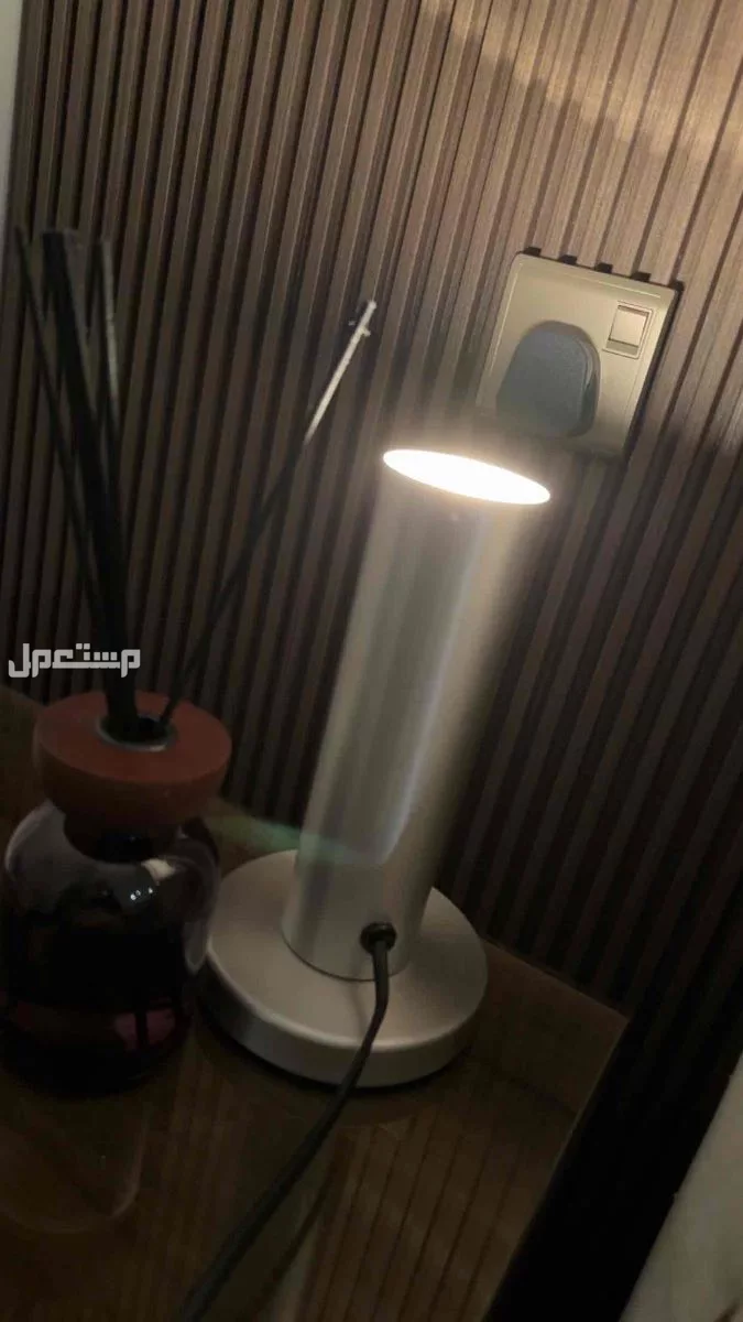 أباجورة بإضاءة حرارية للبيع ب 150 ريال فـِ♡ـيْ الرياض بسعر 150 ريال سعودي